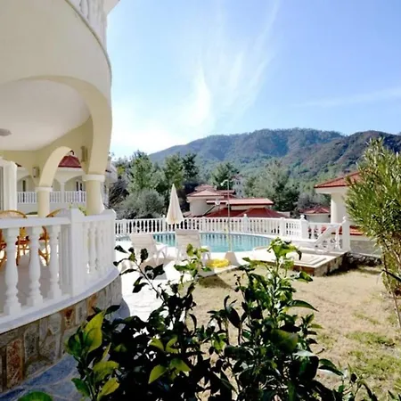 Vivid 4 With Jjacuzzi And Pool Villa